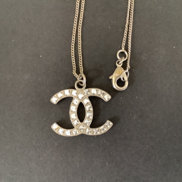 CHANEL CC crystal necklace, 16 inch, Authentic - Picture 8 of 10